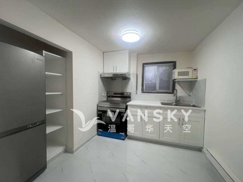 260423151947_1031_Front suite-Kitchen area.JPG